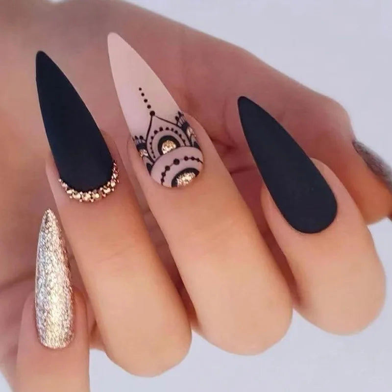 Long Stiletto False Nails Black Edge French Gold Thread Black Rhinestones Design Wearable Fake Nails Press on Nails Manicure Tip